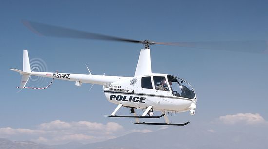 Robinson R44