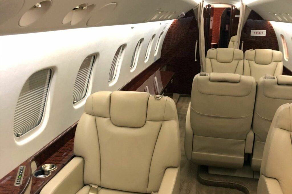 Embraer Legacy 650