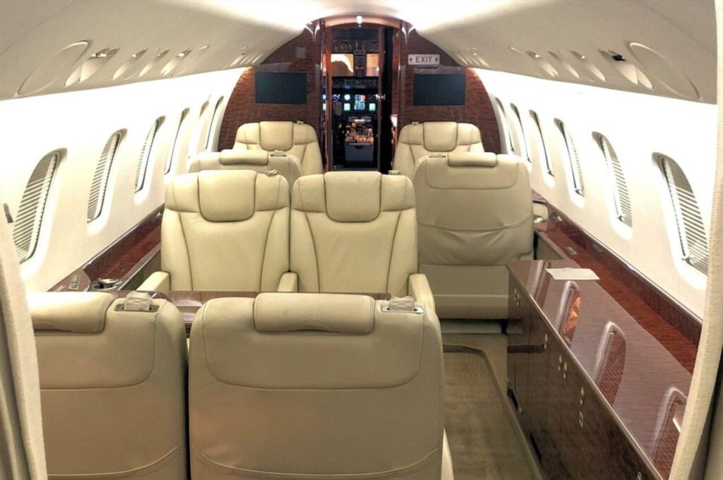Embraer Legacy 650
