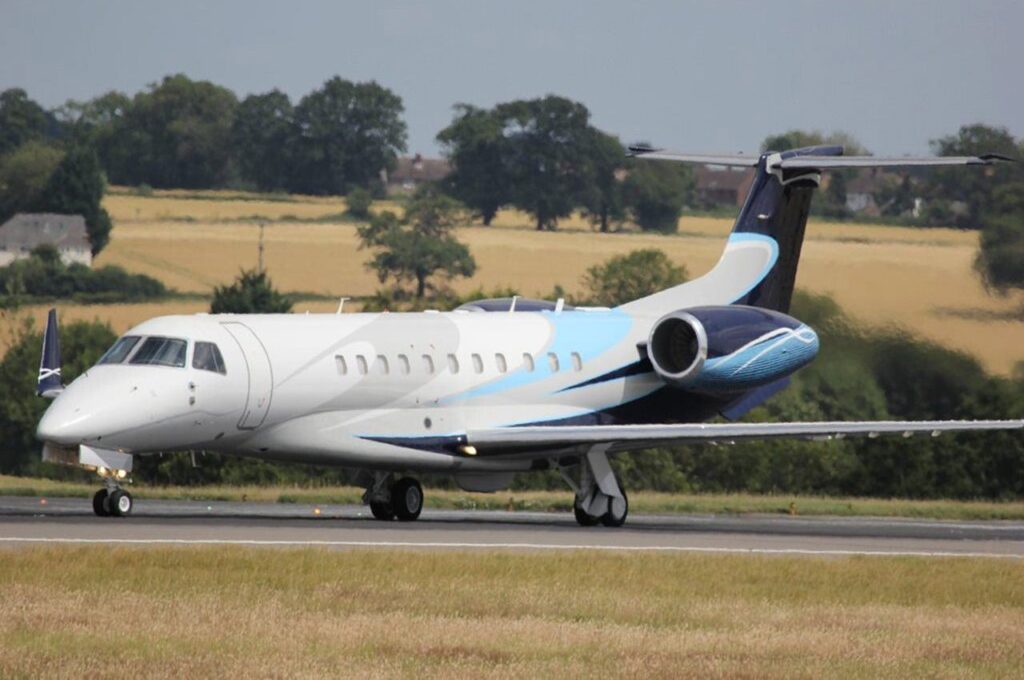 Embraer Legacy 650