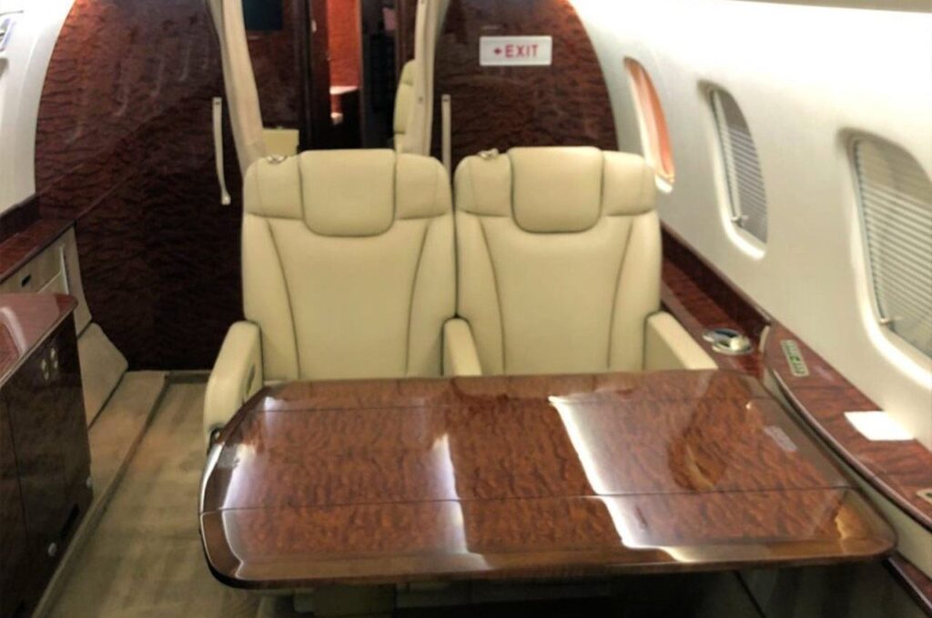 Embraer Legacy 650